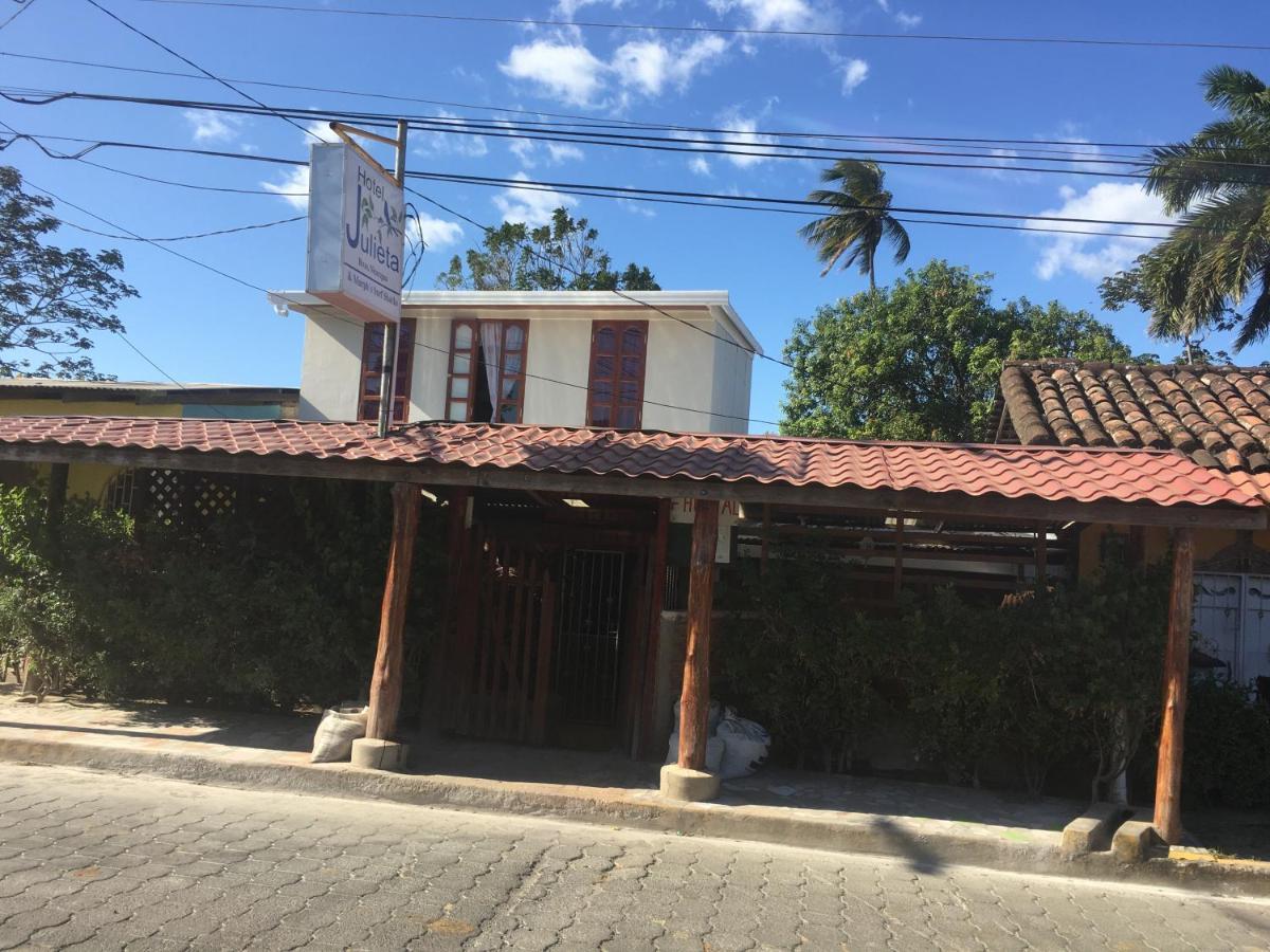 ריבאס Murph'S Surf Shacks מראה חיצוני תמונה