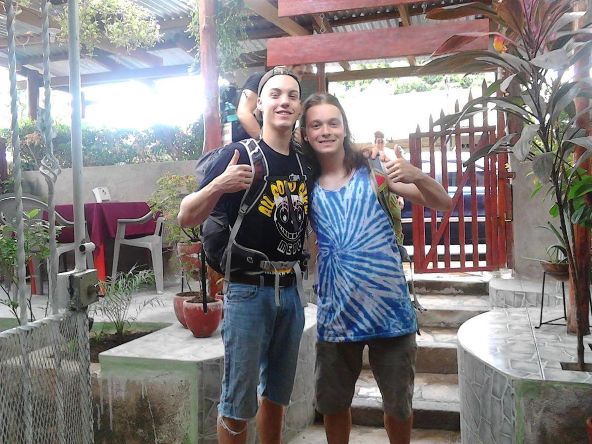 ריבאס Murph'S Surf Shacks מראה חיצוני תמונה